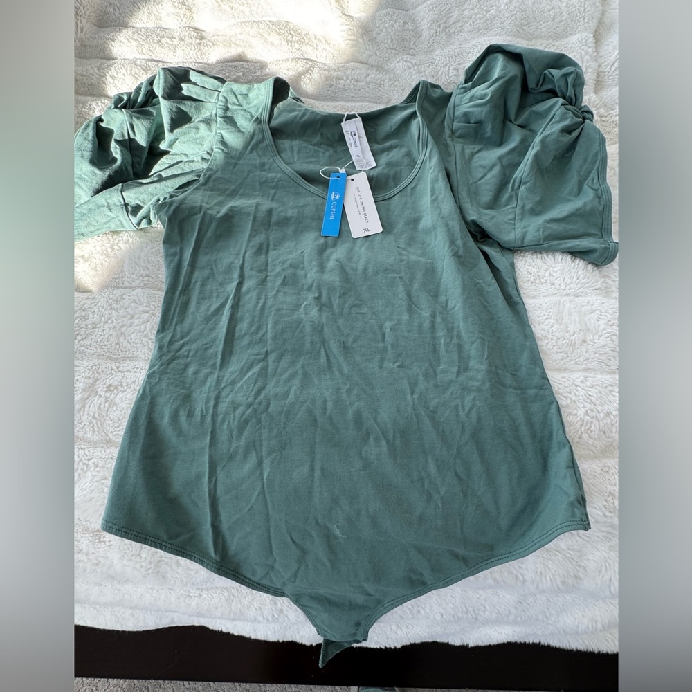Cupshe Dusty Green Puff Sleeve Bodysuit